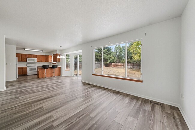Building Photo - 2224 Water Blossom Ln