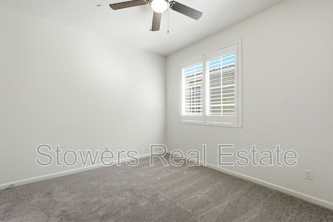 Building Photo - 651 N Andalusia Way