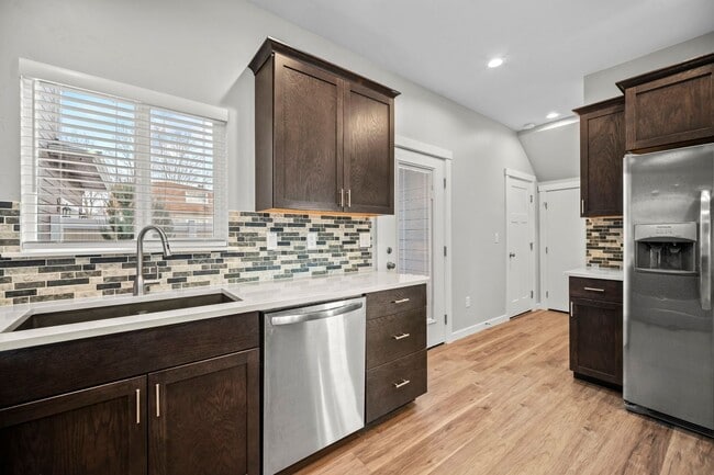 Building Photo - Introducing a Stunning 3 bedroom New Duplex! - Pets Welcome!
