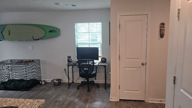 Building Photo - 248 Wall St