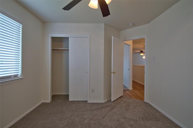 Building Photo - 115 Remington Dr