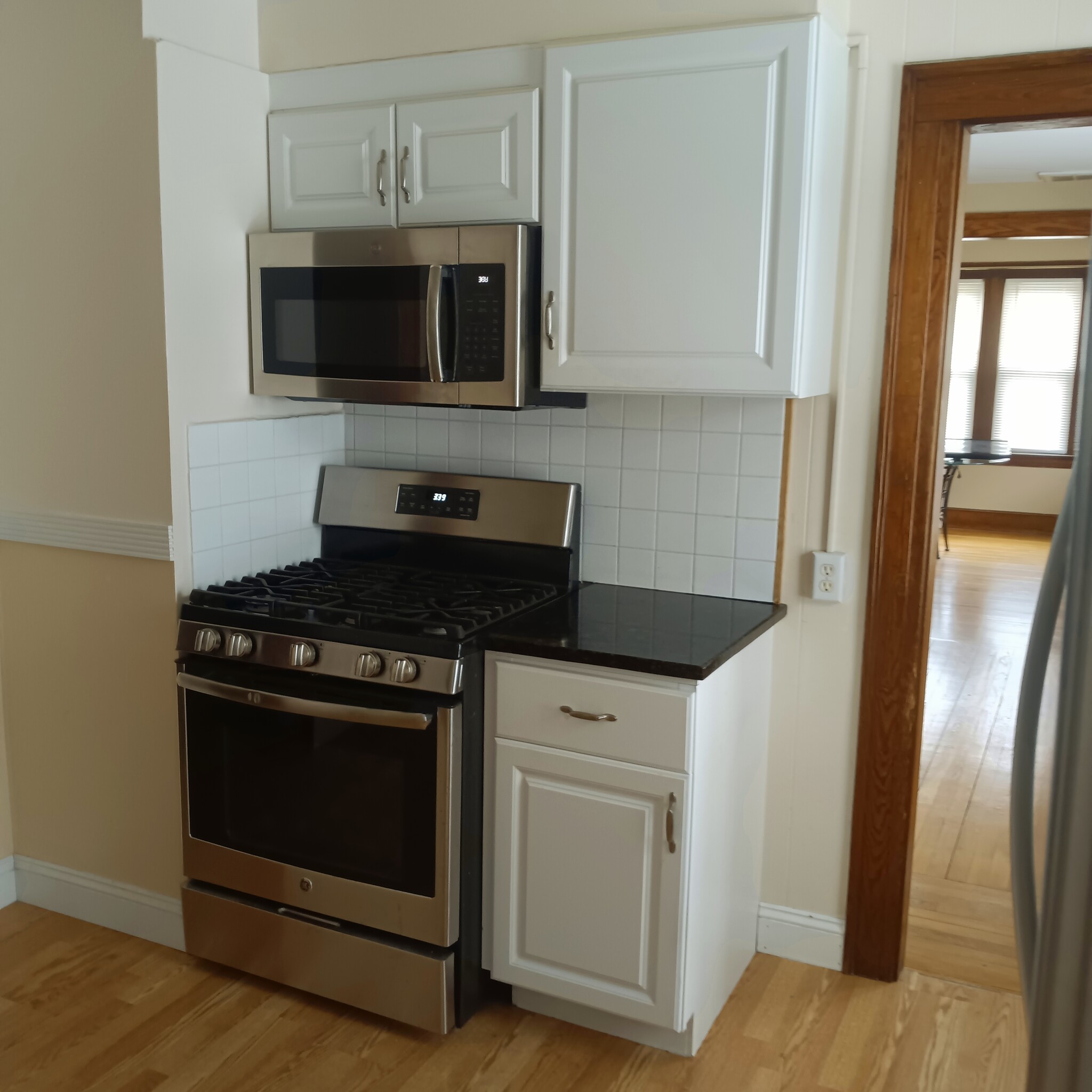 Kitchen - New Stainless Steel Stove & Microwave - 261 View St