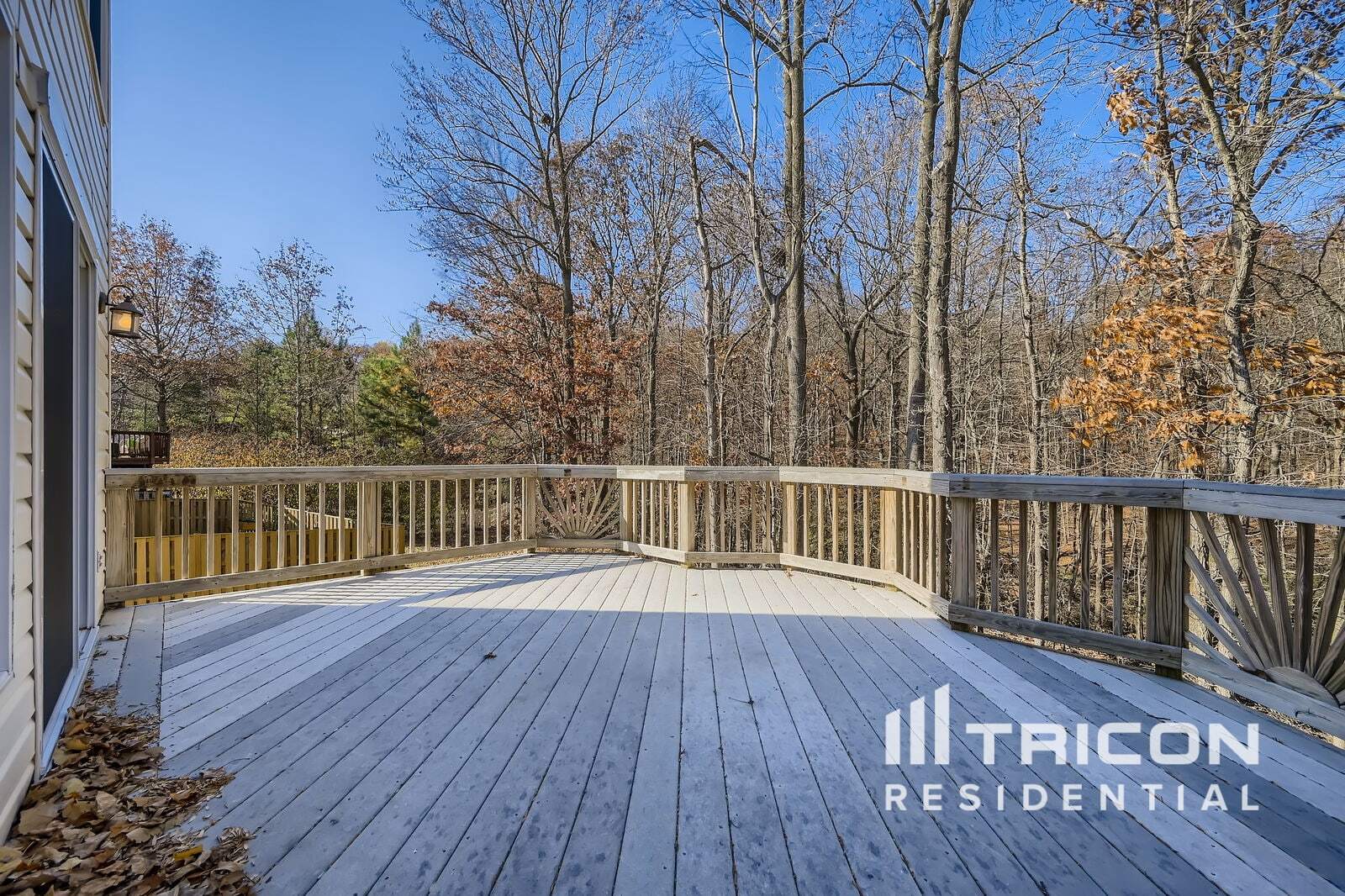 Building Photo - 9851 Bayline Cir