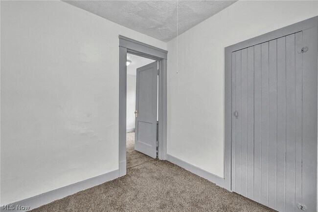 Building Photo - 3341 E 145th St