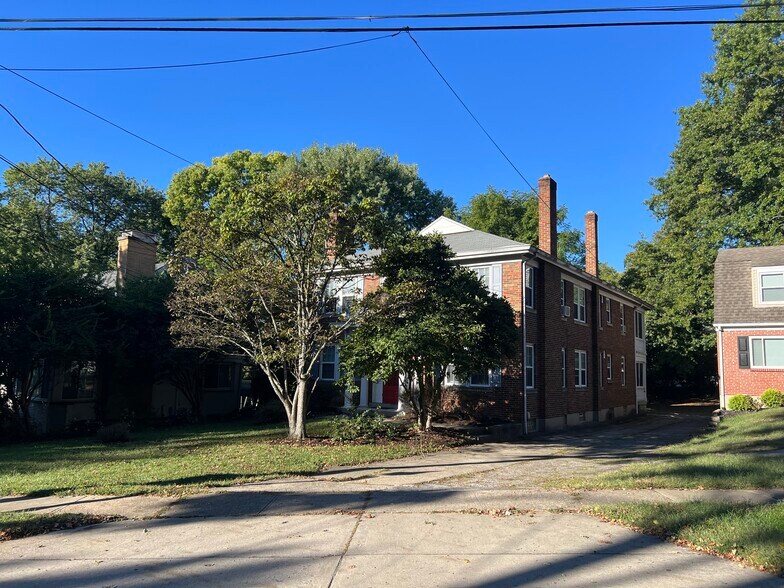 Building Photo - 6225 Robison Rd