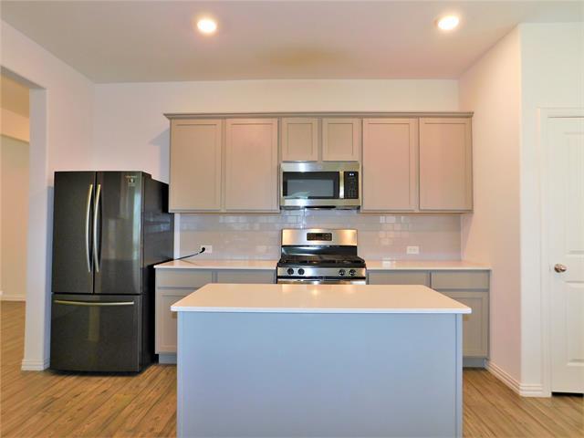 Building Photo - 1720 Da Vinci Dr