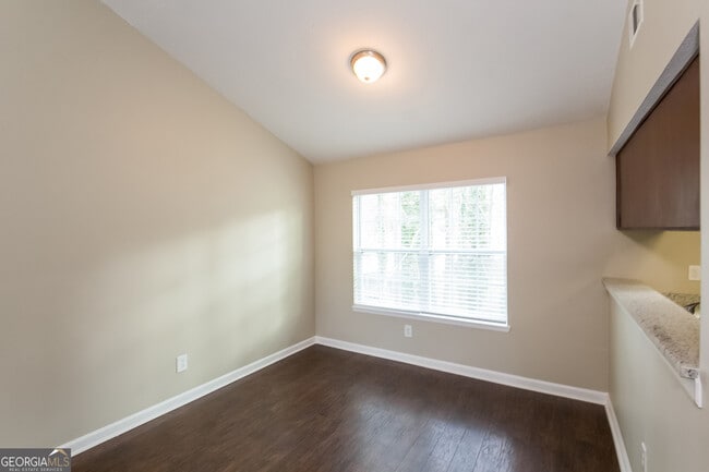 Building Photo - 606 Wilson Mill Rd SW