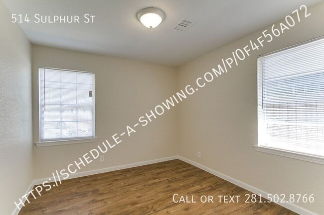 Building Photo - 514 Sulphur St