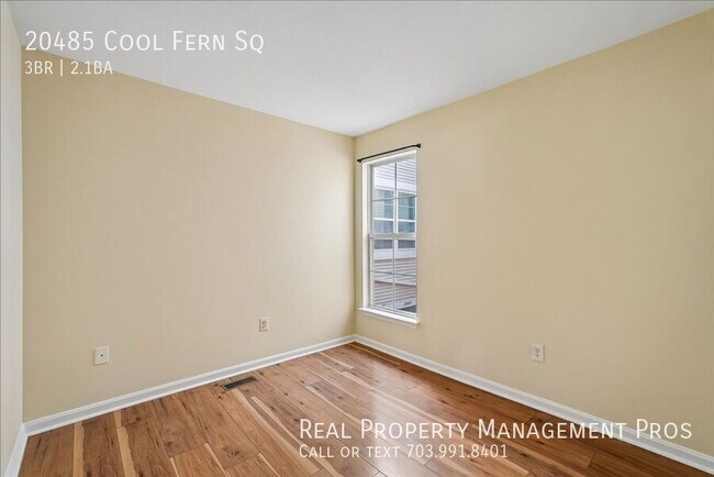 Building Photo - 20485 Cool Fern Square