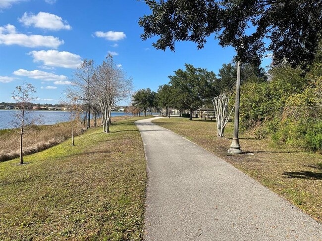 Building Photo - 10258 Lake District Ln