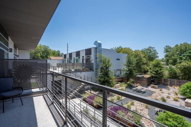 Building Photo - 1701 E Martin Luther King Jr Blvd