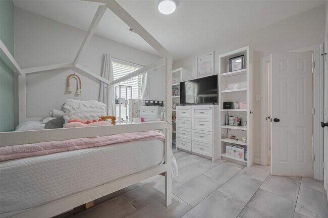 Building Photo - 4227 Lodge Ranch Ct