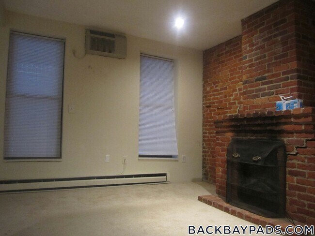 Building Photo - 30 St Germain St