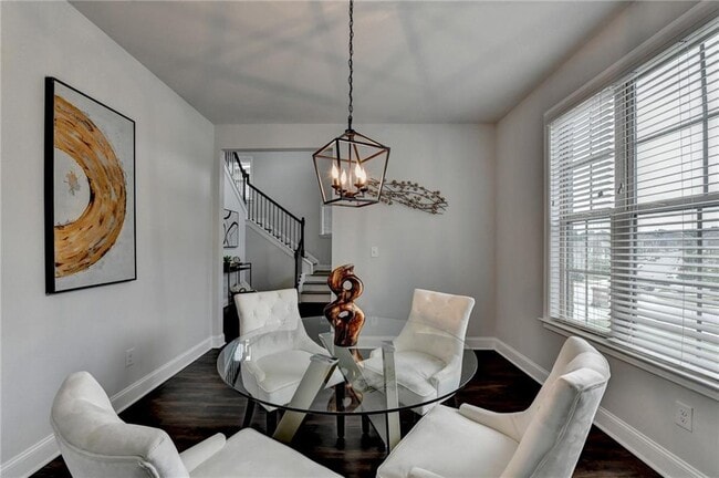 Building Photo - 2017 Yvette Wy