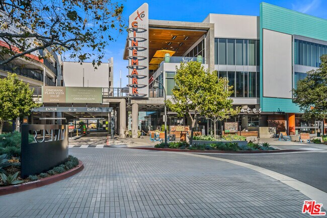 Building Photo - 13045 Pacific Promenade