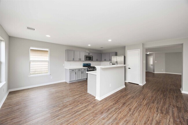 Building Photo - 2623 Skyview Glen Ct