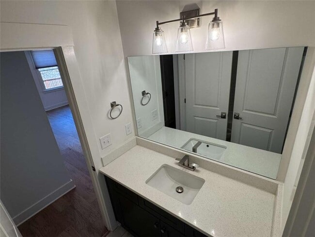 Building Photo - 2442 Mills Bend