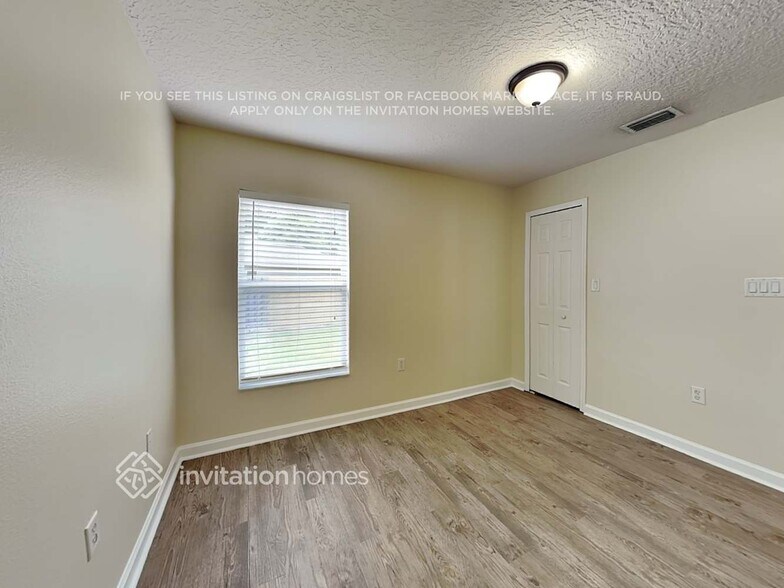 Building Photo - 7250 Glentry Ave