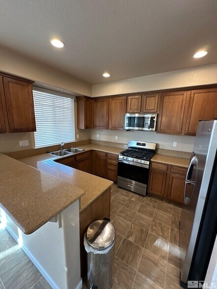 Building Photo - 3943 Antinori Dr