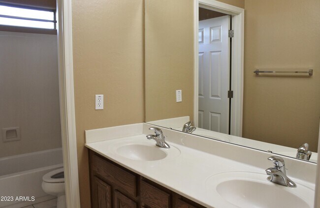 Building Photo - 17839 W Crocus Dr