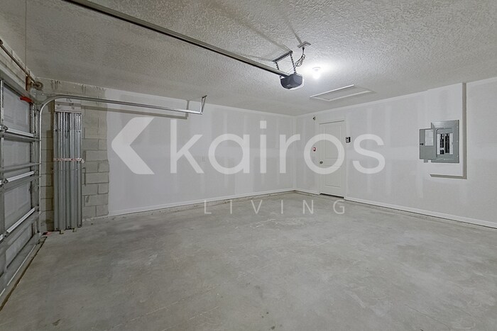 Building Photo - 8736 103rd Ave