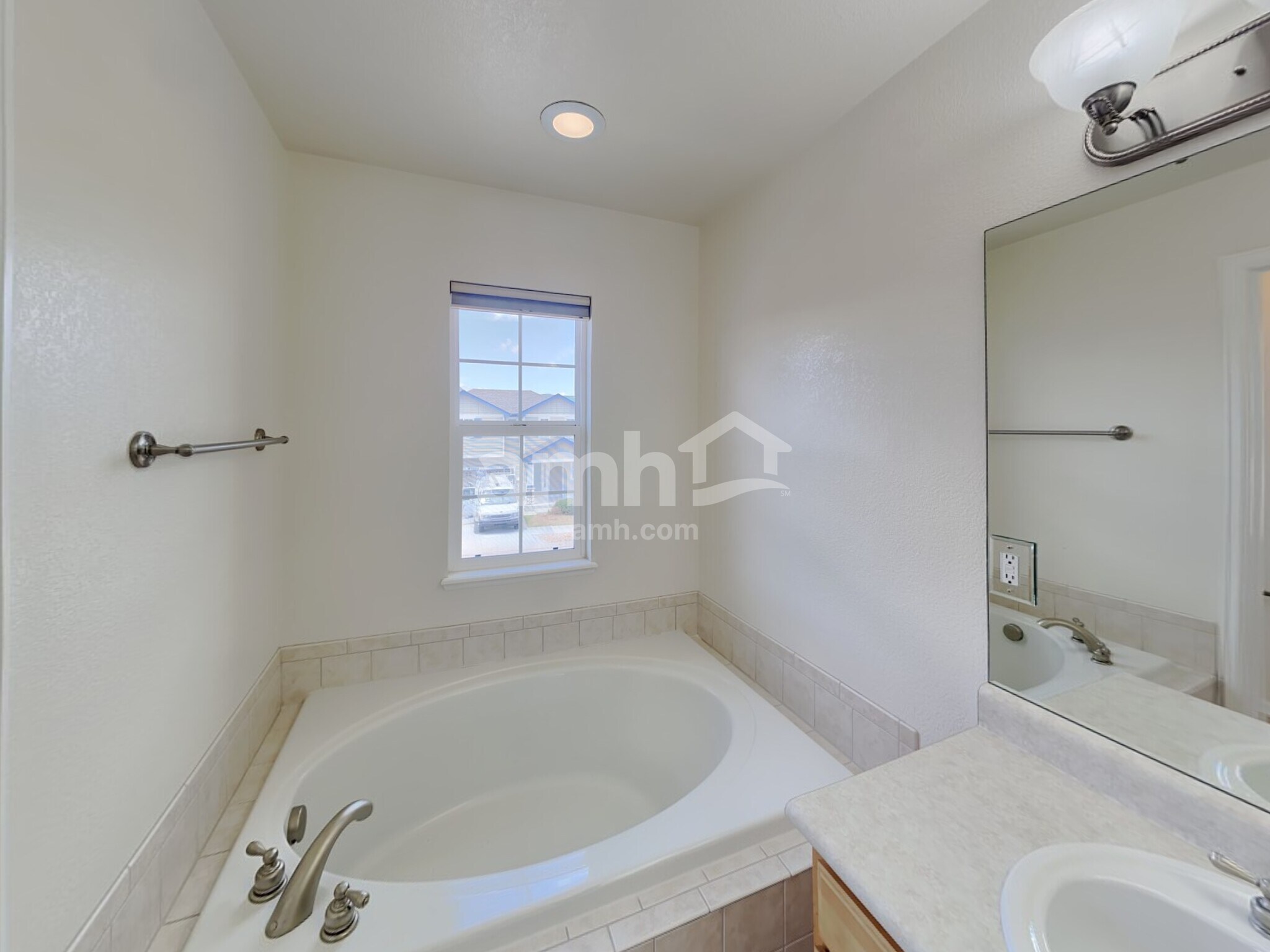 Building Photo - 11549 Black Maple Ln