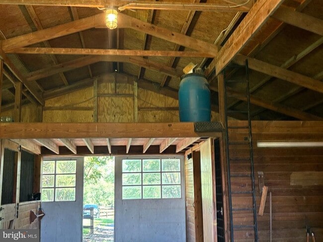 Building Photo - 7149 Gordonsville Rd