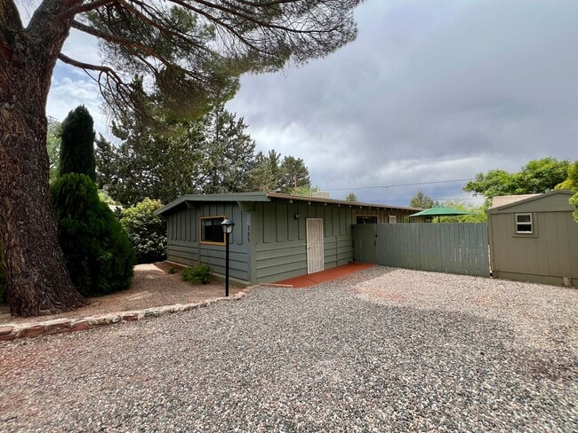 Building Photo - Unfurnished Long-term rental, Procure Only