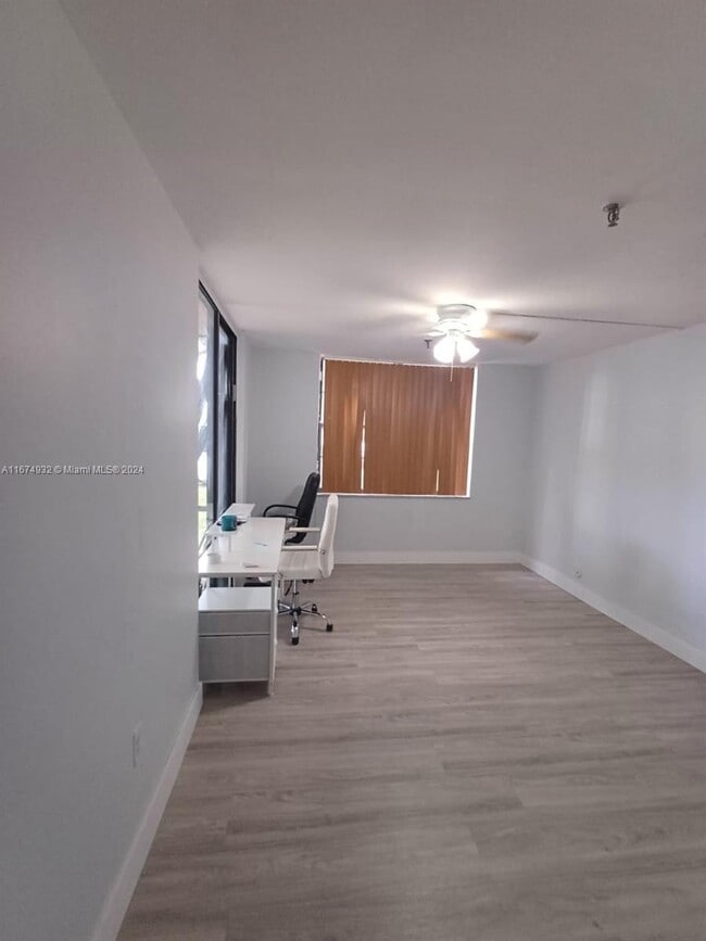 Building Photo - 2 bedroom in North Miami Beach FL 33179