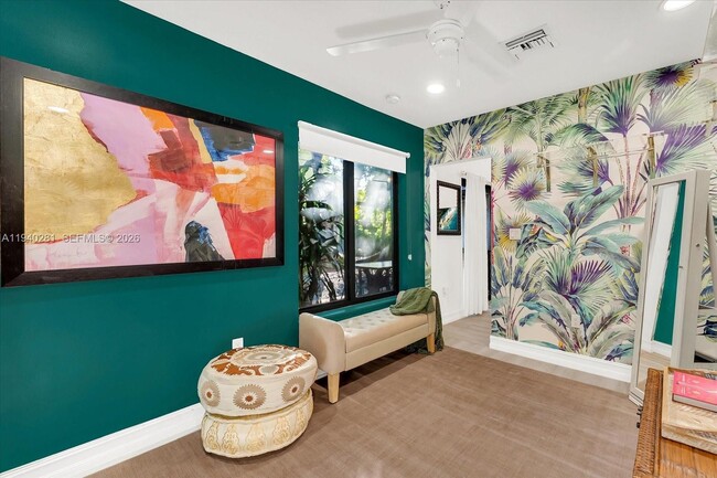 Building Photo - 8225 NE 8th Ct