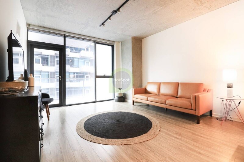 Building Photo - 1303 S Wabash Ave