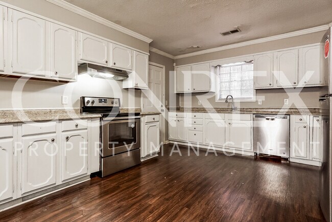 Building Photo - Great Floor Plan!
