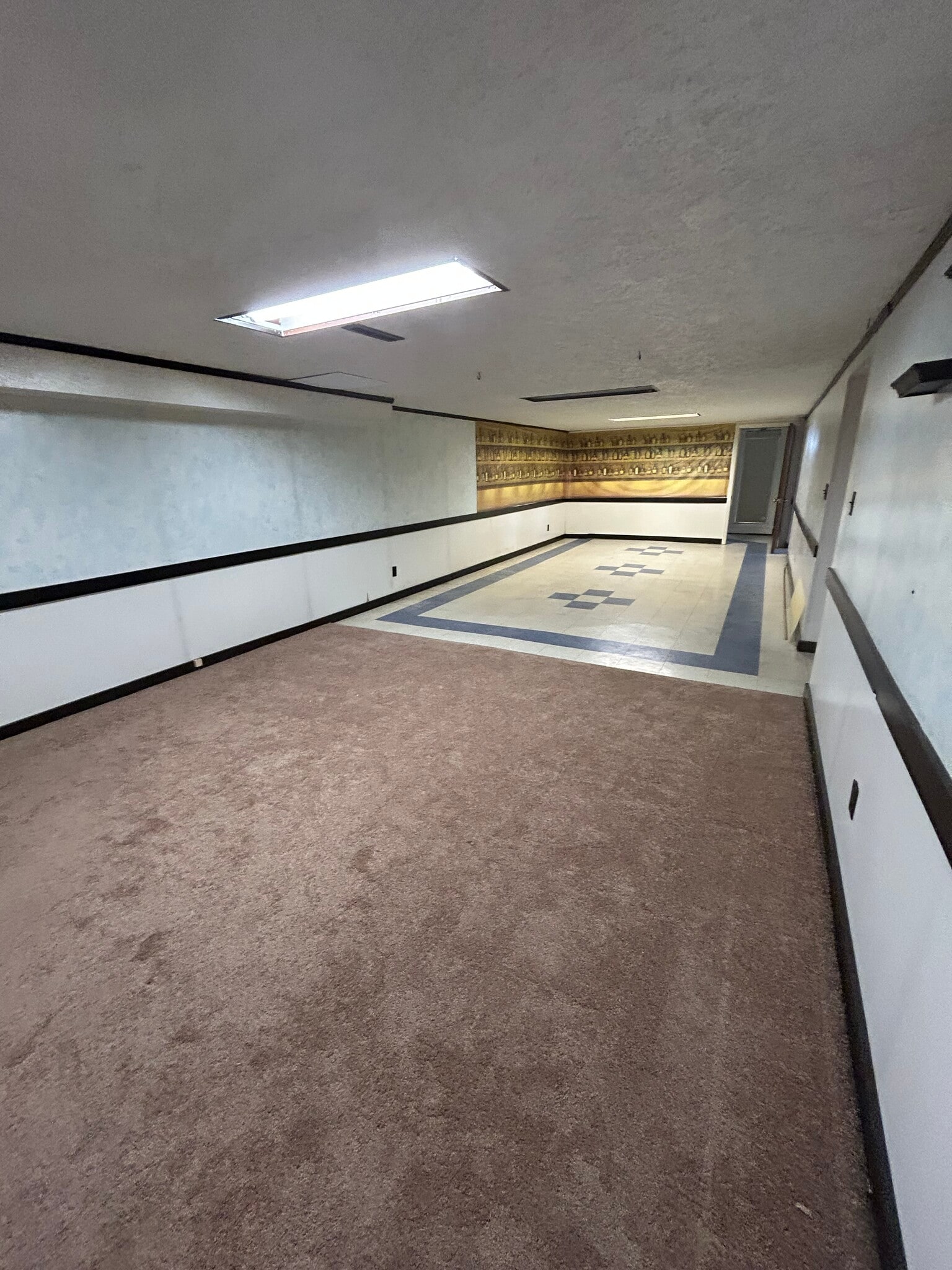 Building Photo - 25921 Yeoman Dr