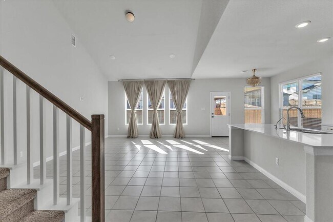Building Photo - 19321 Hartwell Dr