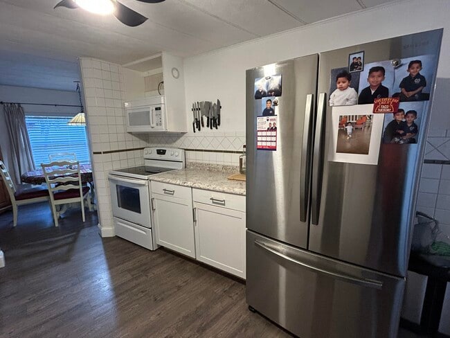 Building Photo - 12375 S Military Trl