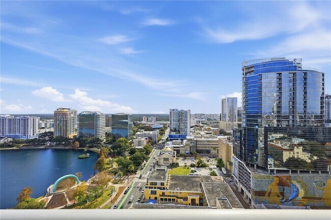 Building Photo - 150 E Robinson St