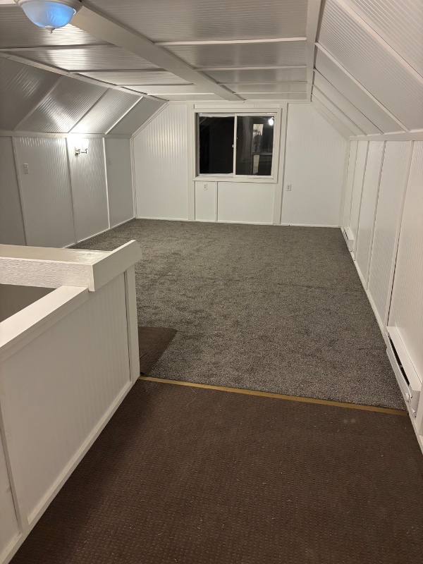 Building Photo - 538 Van Buren Ave