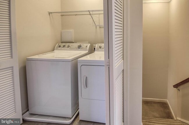 Building Photo - 2704 Egret Way