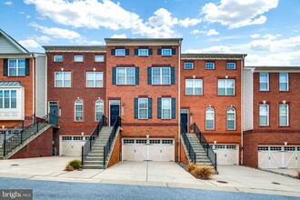 Building Photo - 2260 Brimstone Pl