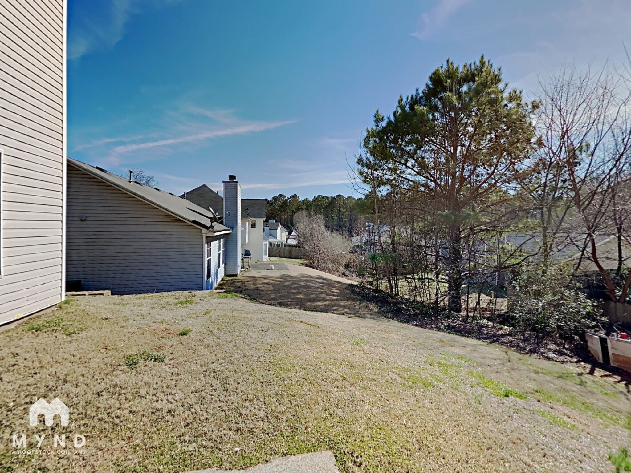 Building Photo - 2079 Sugar Creek Falls Ct