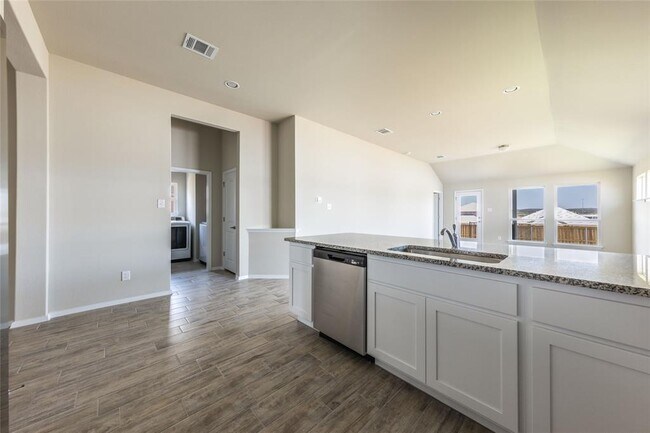 Building Photo - 205 Spiny Lizard Ln