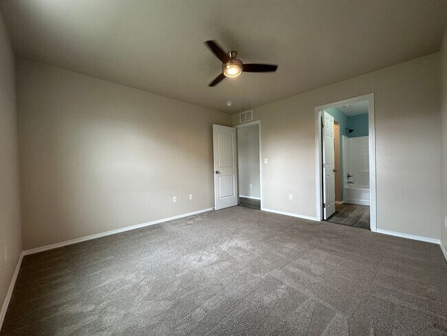 Building Photo - 3bed, 2bath, 1,125sq.ft. home in Virginia Park - North Caldwell near D&B