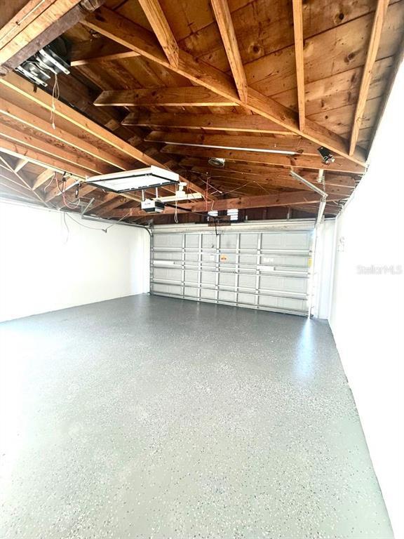 Building Photo - 1019 Pert Ln