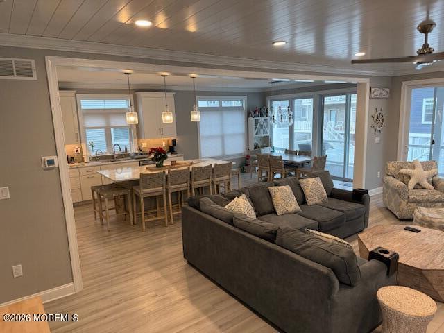 Building Photo - 13 8th Ave