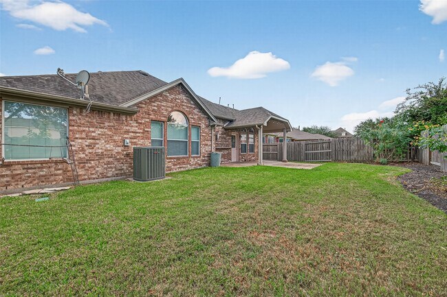 Building Photo - 5518 Elderberry Arbor