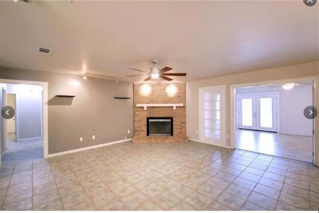 Building Photo - 6104 Bridlington Cir