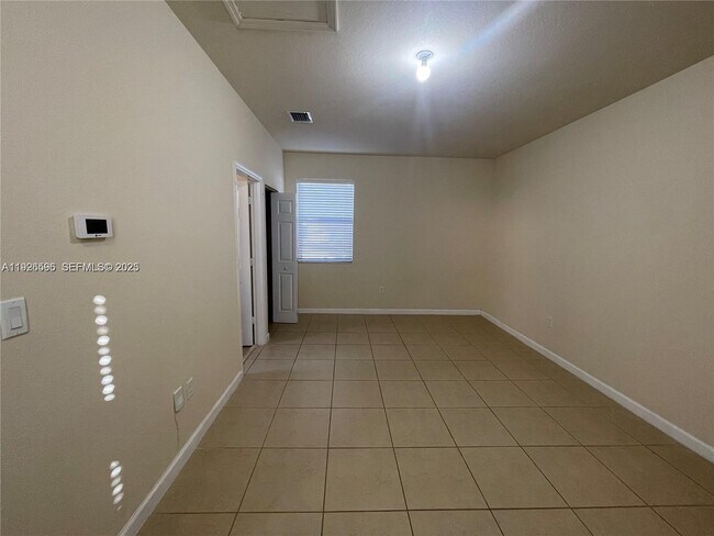 Building Photo - 17127 SW 96th St