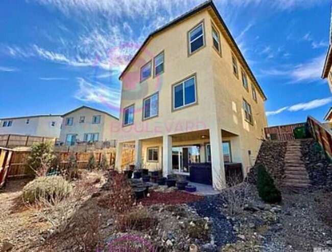 Building Photo - Modern 3-Story Home with Breathtaking Moun...