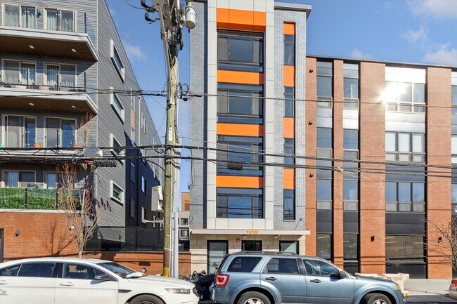 Building Photo - 1615 Poplar St