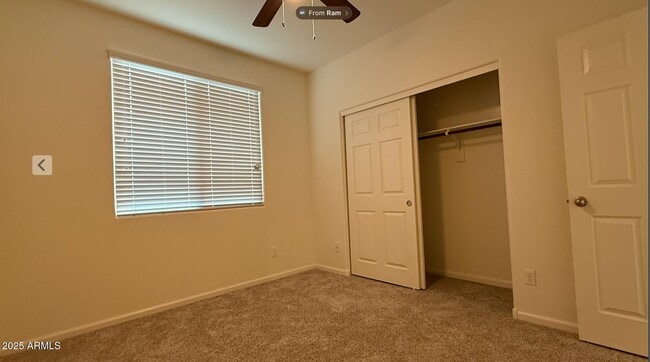 Building Photo - 5352 W Desert Hollow Dr